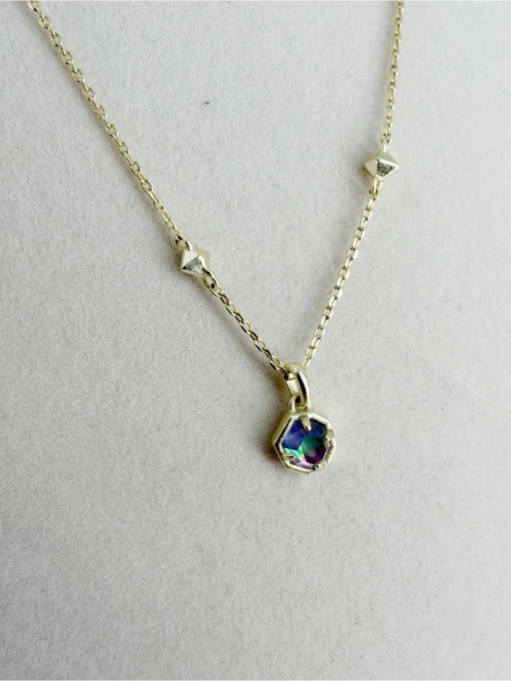 Kendra Scott Nola Pendant Necklace